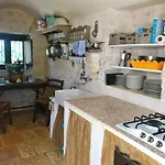Trullo Happy Sunrise بيت للعطل *